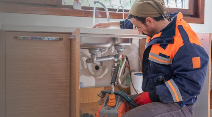 Professional emergency plumbing in Teec Nos Pos, AZ